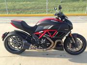 2013 - Ducati Diavel Red Carbon